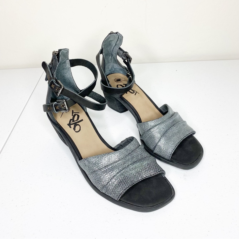 OTBT Boarder Chunky Heel Ankle Strap Leather Sandal Black Silver Size 8